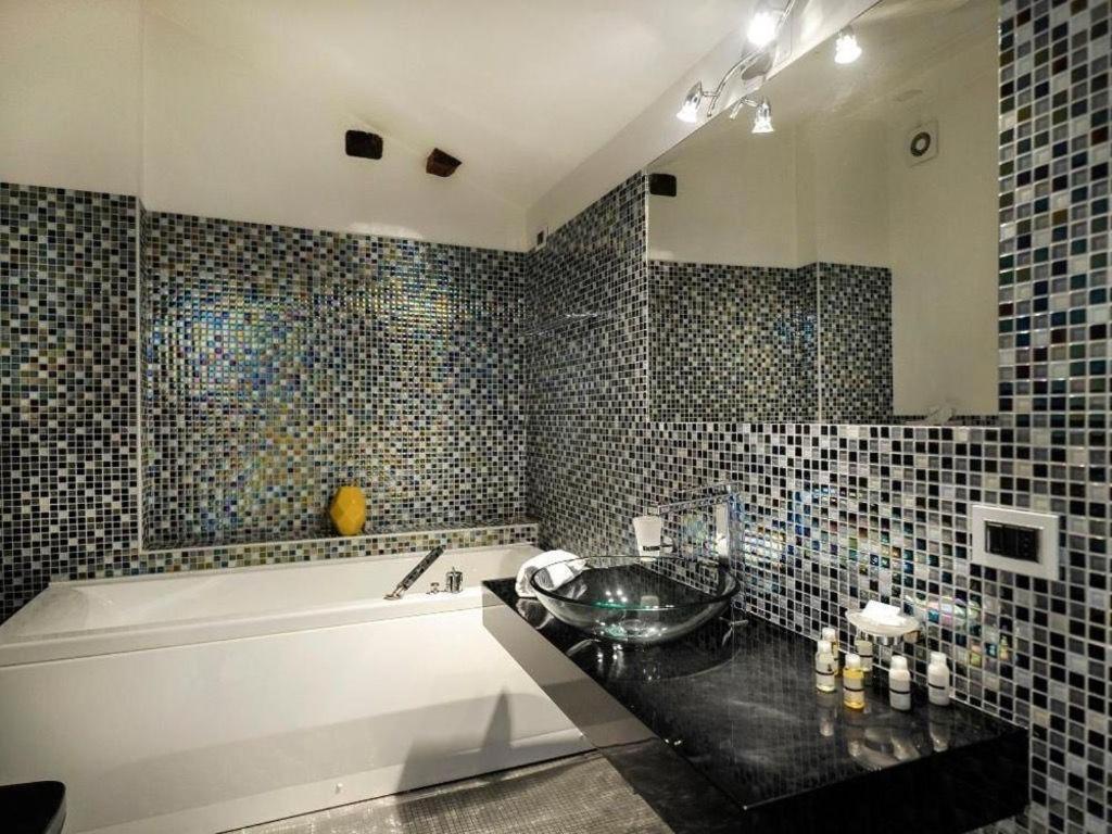Fulcanelli Apartment Болоня Екстериор снимка