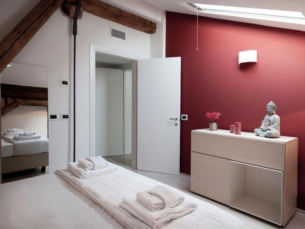 Fulcanelli Apartment Болоня Екстериор снимка